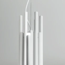 Lampadario LED 13 Luci in Metallo Verniciato Bianco, Nero o Oro - Scorpio