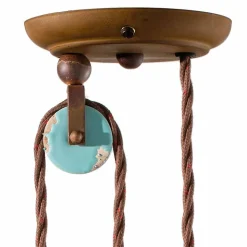 Lampada saliscendi country in metallo e ceramica Evelyn artigianale