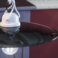 Lampada Saliscendi Sospesa in Ceramica Bianca e Metallo Nero - Potenza