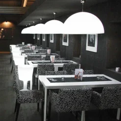 Lampada sospensione colorata Slide Cupole polietilene fatta in Italia