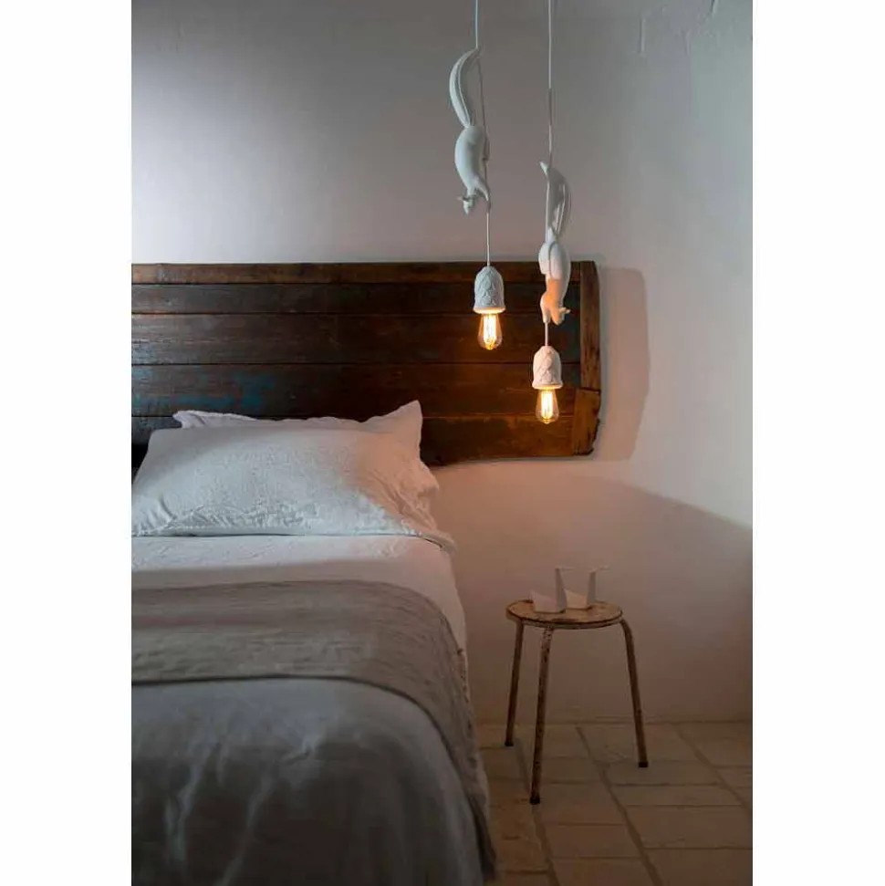 Lampada Sospesa in Ceramica Bianca Opaca con Scoiattolo e Ghianda - Scoiattolo