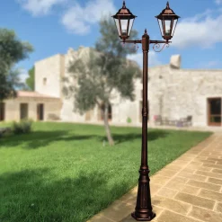 Lampione Alto 221 cm da Giardino in Vetro e 5 Finiture di Alluminio - Pinako