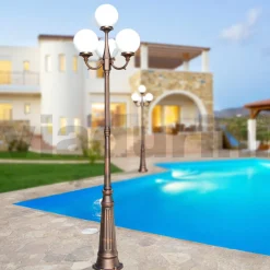 Lampione Alto 270 cm in Acrilico e Alluminio Nero Made in Italy - Trovanero