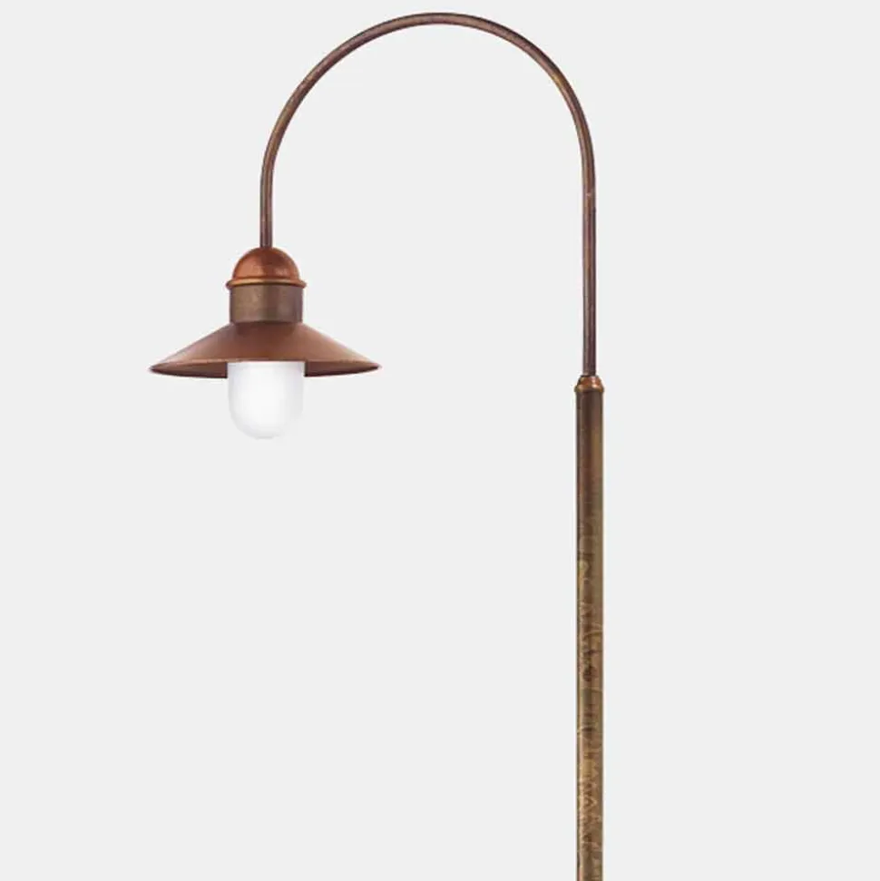 Lampione da Giardino con Arco Alto o Basso Ottone e Rame - Bordo by Il Fanale
