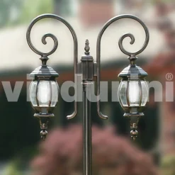 Lampione da giardino con 2 luci in alluminio pressofuso fatto in Italia, Anika