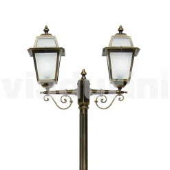 Lampione per esterno a due luci in alluminio made in Italy, Kristel