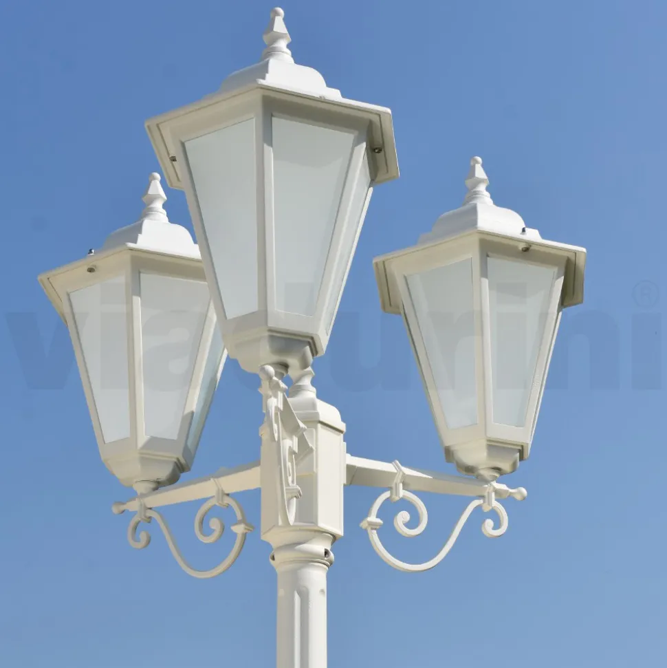 Lampione Stile Vintage 3 Luci in Alluminio e Vetro Made in Italy - Terella