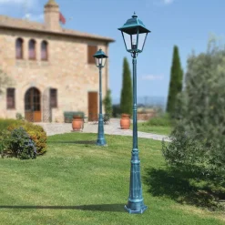 Lampione Vintage da Esterno in Alluminio Realizzato in Italia - Bonaria