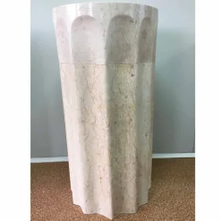 Lavabo a colonna Daisy colore bianco in pietra naturale, pezzo unico
