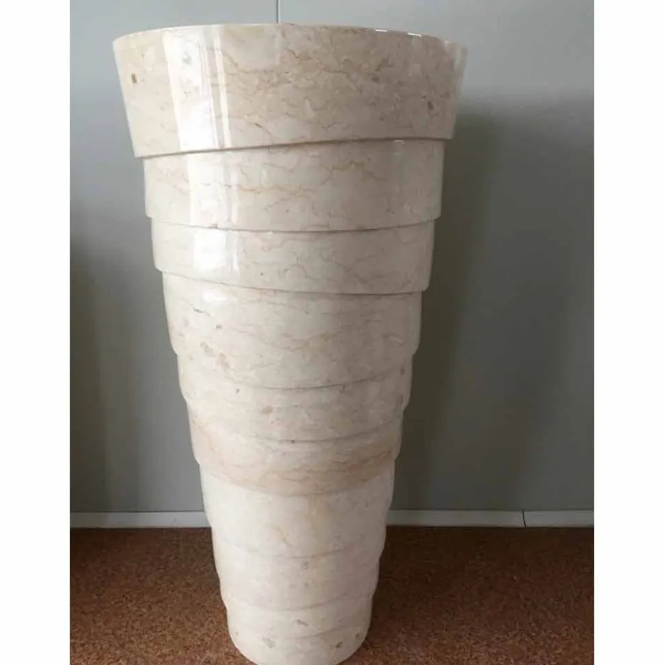 Lavabo a colonna design per bagno in pietra bianca Brent, pezzo unico