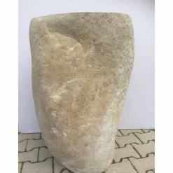 Lavabo bagno design a colonna in pietra naturale Mare, pezzo unico