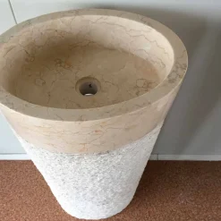 Lavabo bianco in pietra naturale a colonna Siro design, pezzo unico