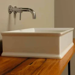 Lavabo da appoggio dal design neoclassico ceramica made  Italy Debora