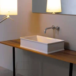 Lavabo da appoggio dal design neoclassico ceramica made  Italy Debora