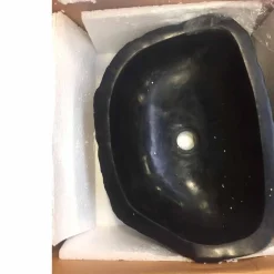Lavabo da Appoggio in Basalto Hassan, non riproducibile in serie