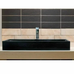 Lavabo da Appoggio rettangolare in Basalto Nero Chao, design naturale
