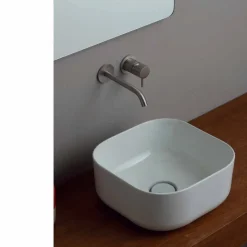 Lavabo da appoggio 37x37cm in ceramica made Italy Star, design moderno