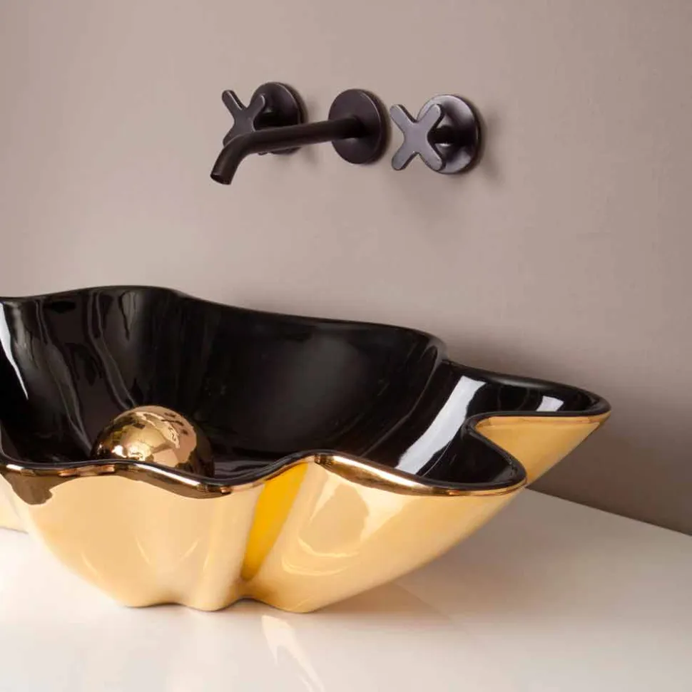 Lavabo di design da appoggio ceramica nero e oro made in Italy Rayan