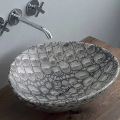 Lavabo di design da appoggio in ceramica cocco fatto in Italia Animals