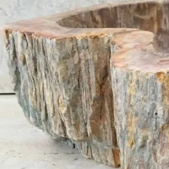 Lavabo di design da appoggio in legno fossile Star Big, fatto a mano