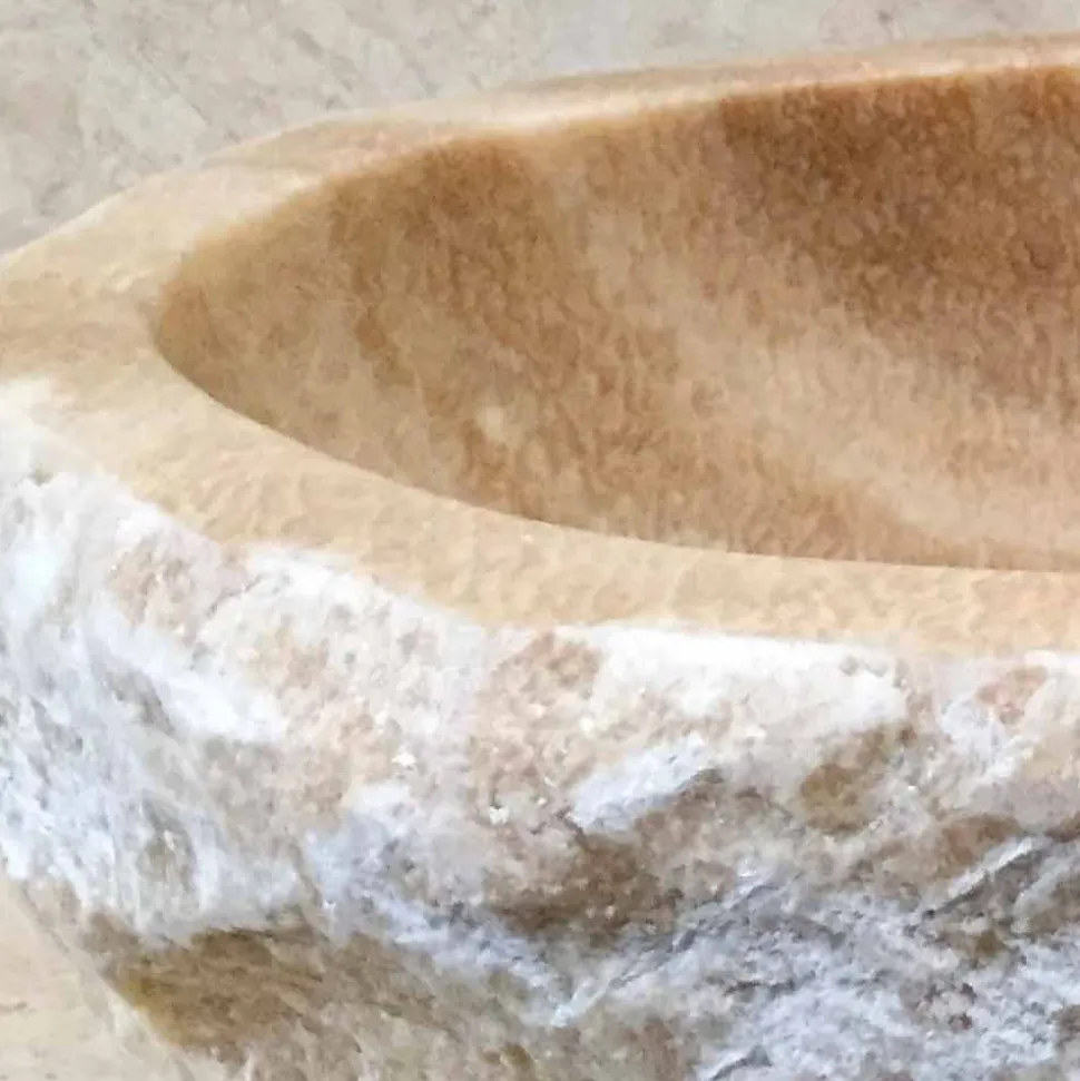 Lavabo di design da appoggio per bagno Laia in pietra naturale
