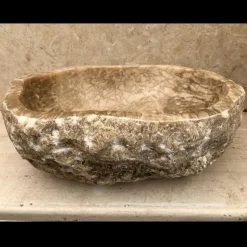 Lavabo di design da appoggio per bagno Laia in pietra naturale