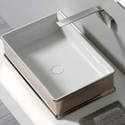 Lavabo di moderno design da appoggio in ceramica made in Italy Debora