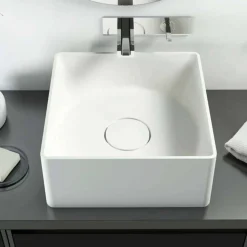 Lavandino quadrato da appoggio moderno fatto in Italia, Forino
