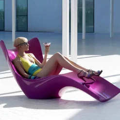 Lettino da giardino Surf by Vondom, design moderno in polietilene, 2 pezzi