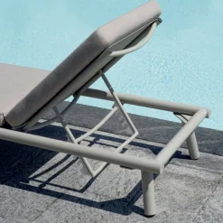 Lettino 196x75 cm da Esterno in Alluminio con Cuscino - Sundra