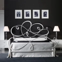 Letto Matrimoniale con Pediera Coordinata, Materasso e 2 Comodini - Nebbia