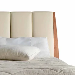 Letto Matrimoniale con Testata Imbottita in Pelle Menardo