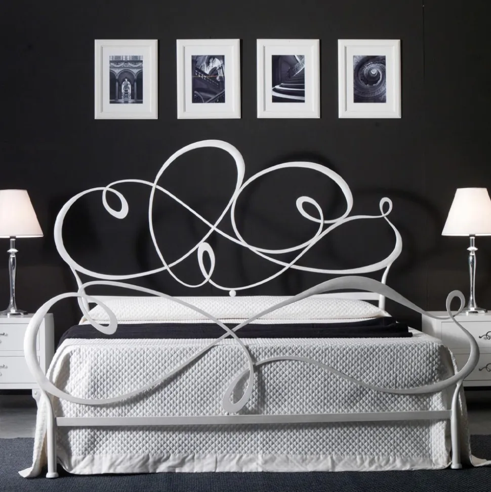 Letto Matrimoniale con Testata in Ferro Pieno Made in Italy - Nebbia