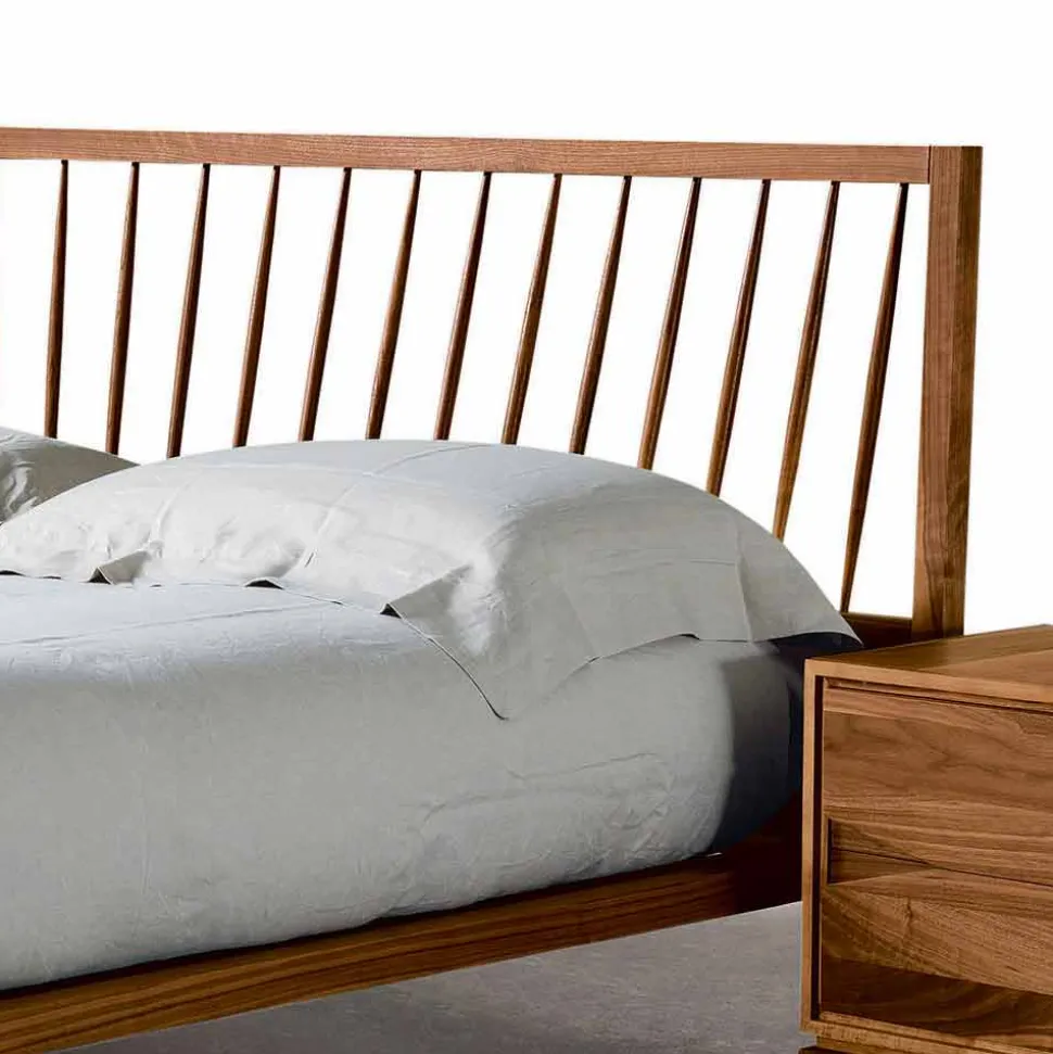 Letto matrimoniale di design 160x200cm con base in noce massello Alain
