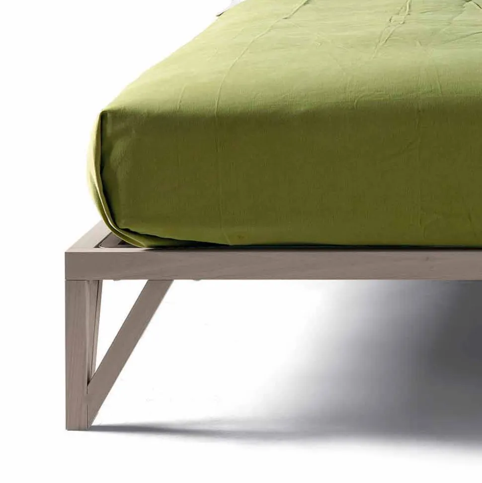 Letto matrimoniale di design 160x200cm con base in noce massello Alain