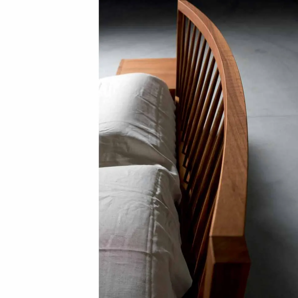 Letto matrimoniale di design 160x200cm con base in noce massello Alain
