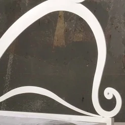 Letto matrimoniale di design in ferro con decori in cristallo Eden