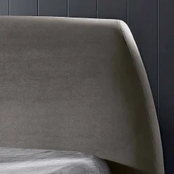 Letto matrimoniale imbottito con contenitore moderno 160x190/200 Reby