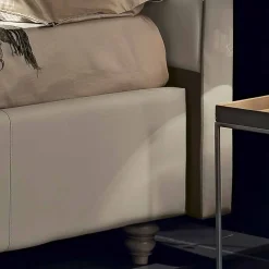 Letto matrimoniale in ecopelle con box contenitore 160x190/200 cm Gin
