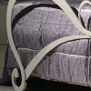 Letto matrimoniale in ferro imbottito con cristalli Kimberly