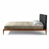 Letto Matrimoniale in Legno di Noce con Testata in Pelle Leilo