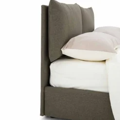 Letto Matrimoniale Rivestito in Tessuto con Piedini Neri Made in Italy - Bandola