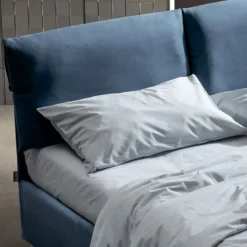 Letto Matrimoniale 160x190 con Cuscini che Avvolgono l'Intera Testata - Charme