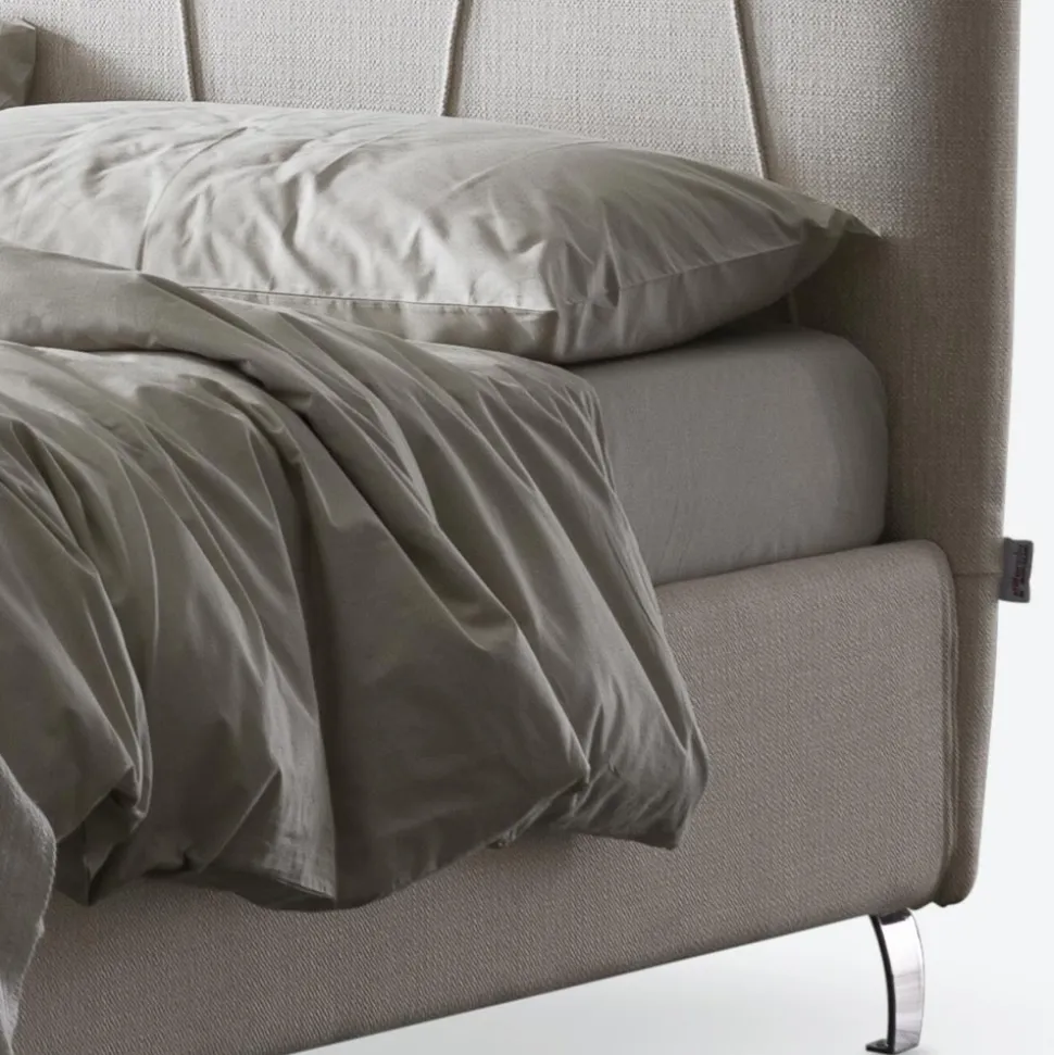 Letto Matrimoniale 160x190 con Profili Cordonati Obliqui nella Testata - Euforie