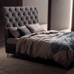Letto Matrimoniale 160x190 con Testata Alta e Trapuntata Made in Italy - Sallie