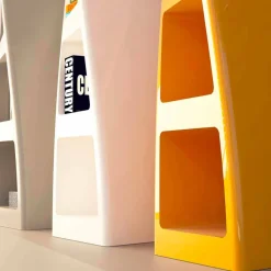 Libreria moderna di design in Solid Surface Collins