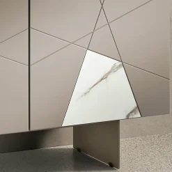 Madia con 2 Ante in MDF Laccato Pantografate e Inserti in Vetro Effetto Marmo - Danila