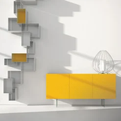 Madia in Mdf Laccato Giallo con 3 Ante e Piedi in Vetro Made in Italy - Ciara