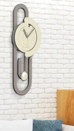 Orologio a Pendolo da Parete Design Moderno in Legno Beige e Marrone - Graffetta