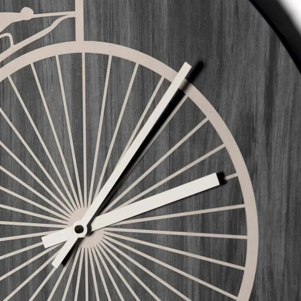 Orologio da Parete di Design in Legno Tondo in 2 Finiture, Made in Italy - Byko